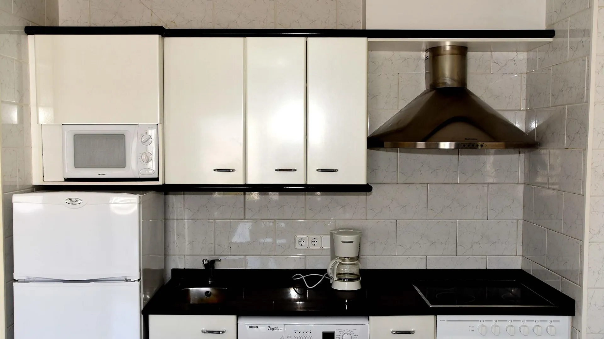 Apartamentos Empuriabrava Maurici Park 0*,