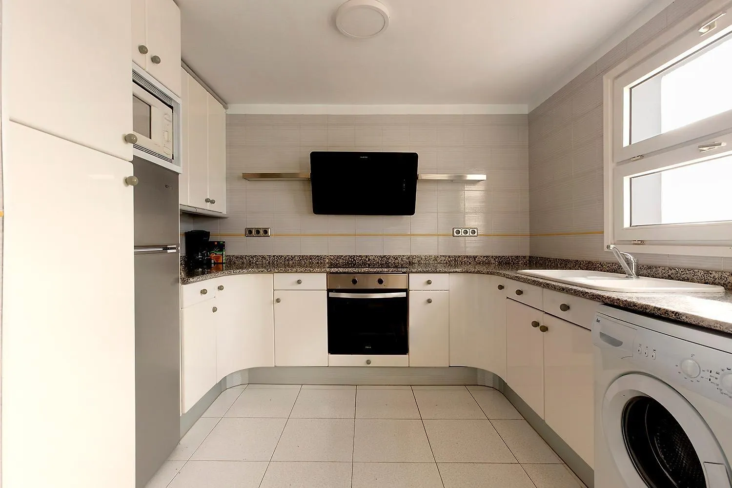 Apartamentos Empuriabrava Maurici Park 0*,  Spain