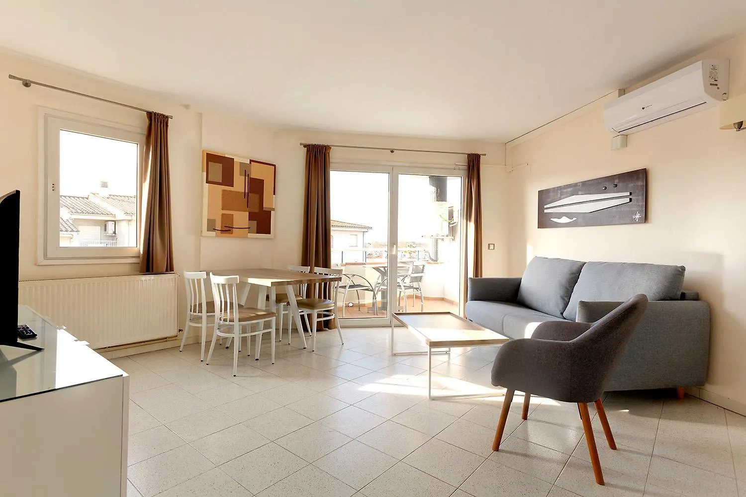 Apartamentos Empuriabrava Maurici Park