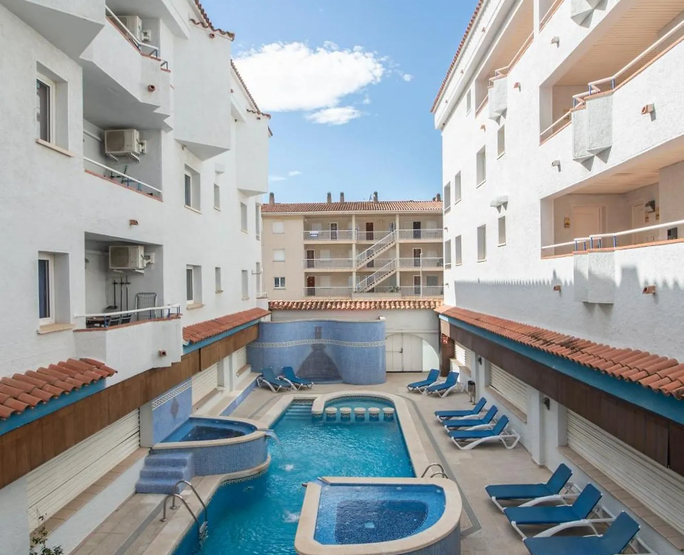 Apartamentos Empuriabrava Maurici Park contacts